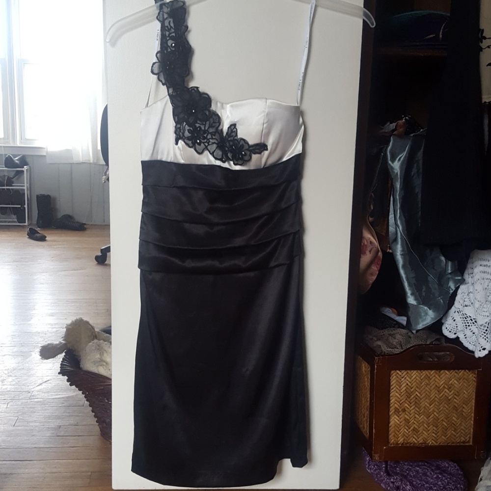 B. Darlin dress